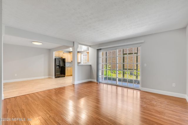 5201 ATLANTIC Boulevard 45, Jacksonville, FL 32207