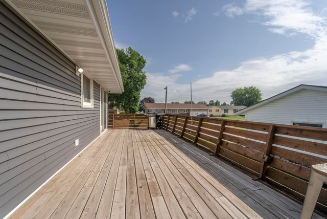 409 U Lane, Dike, IA 50624