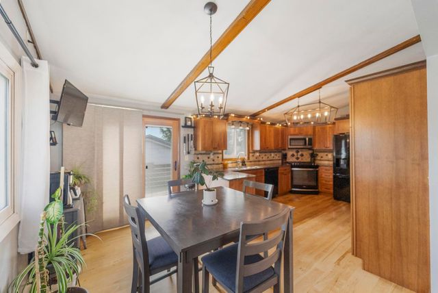 409 U Lane, Dike, IA 50624