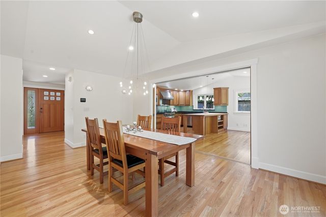 10630 NE 18th Street, Bellevue, WA 98004
