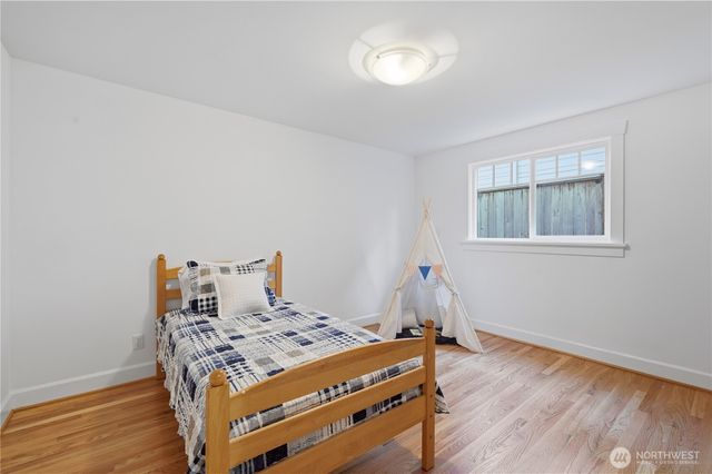 10630 NE 18th Street, Bellevue, WA 98004