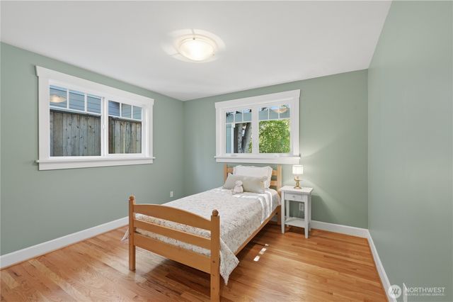 10630 NE 18th Street, Bellevue, WA 98004