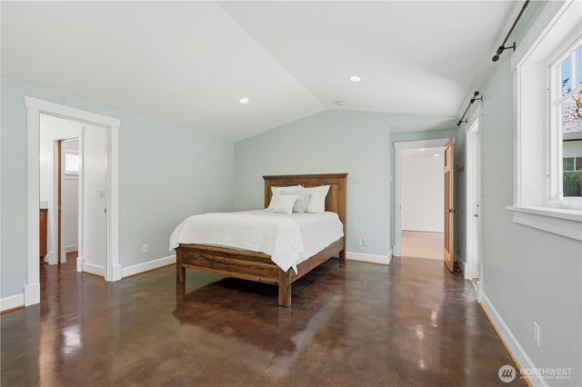 10630 NE 18th Street, Bellevue, WA 98004