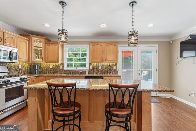 25 Pates Lake Way, Hampton, GA 30228