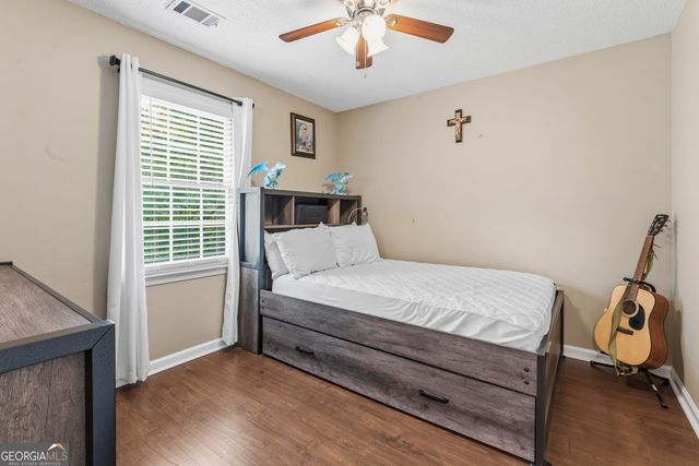 25 Pates Lake Way, Hampton, GA 30228