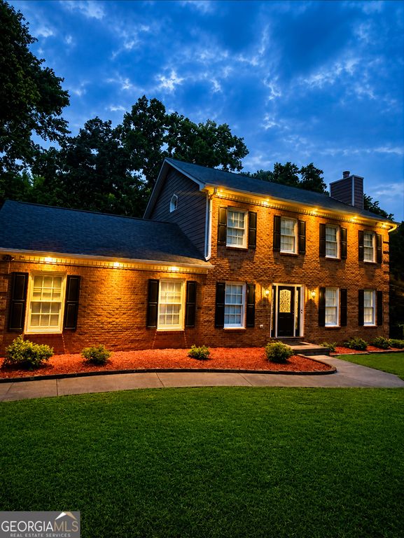 25 Pates Lake Way, Hampton, GA 30228