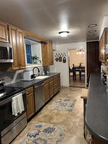 450 KOHLER SCHOOL RD, New Oxford, PA 17350