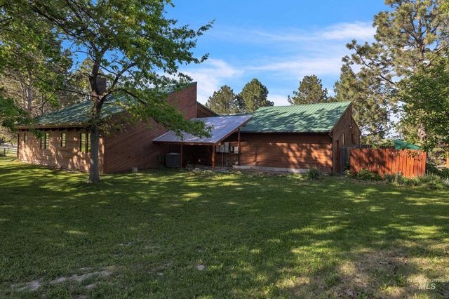 10424 Duck Lane, Nampa, ID 83686