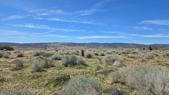 Ave E, Vicinity 193rd St West, Fairmont, CA 93536