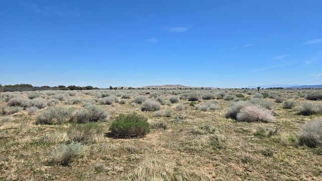 Ave E, Vicinity 193rd St West, Fairmont, CA 93536