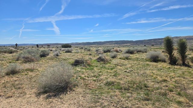 Ave E, Vicinity 193rd St West, Fairmont, CA 93536