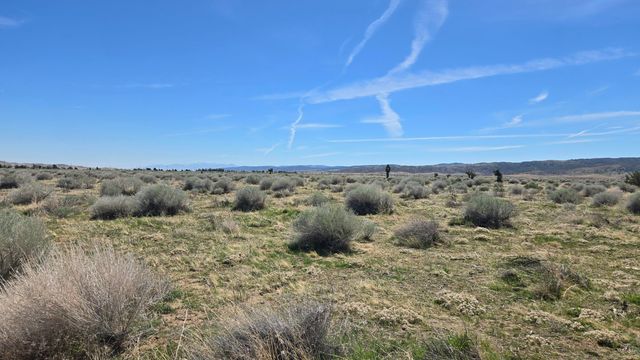 Ave E, Vicinity 193rd St West, Fairmont, CA 93536