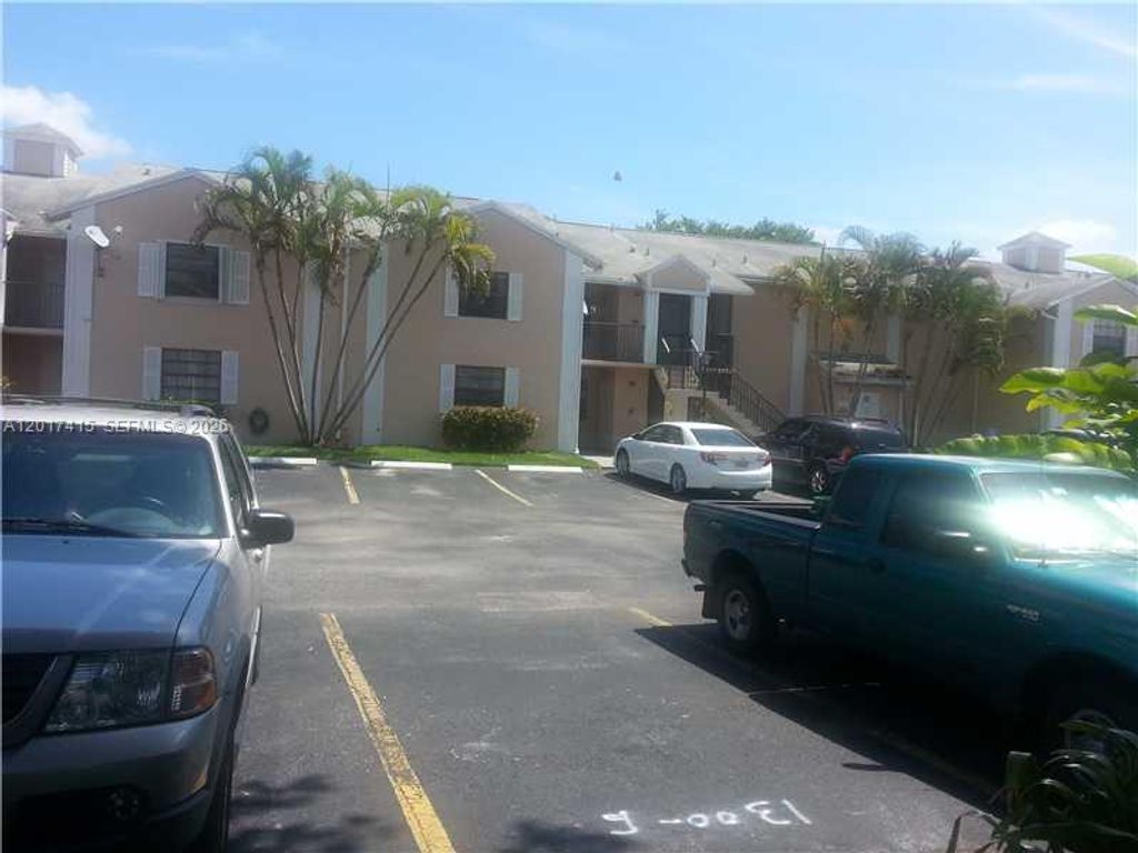 1301 S FRANKLIN AV 1301F, Homestead, FL 33034
