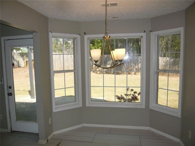 1677 Summit Creek SW, Loganville, GA 30052