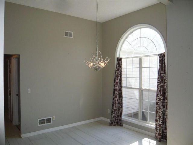 1677 Summit Creek SW, Loganville, GA 30052