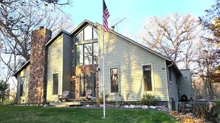 6720 Woodcrest Parkway, Rockford, IL 61109