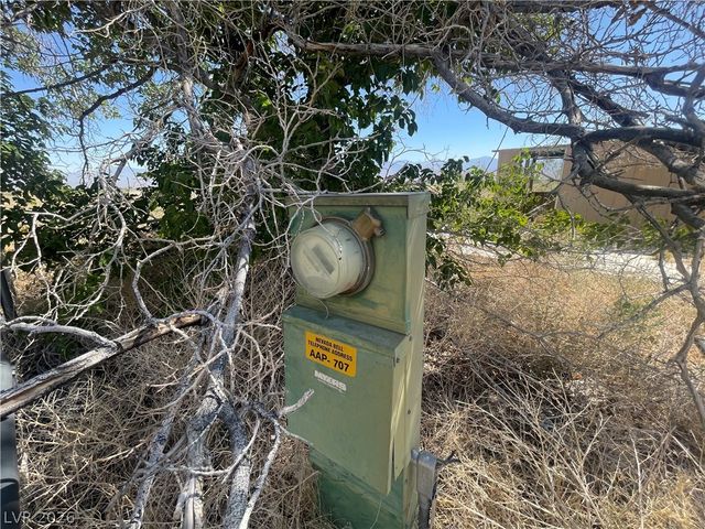 470 West Basin Avenue, Pahrump, NV 89060