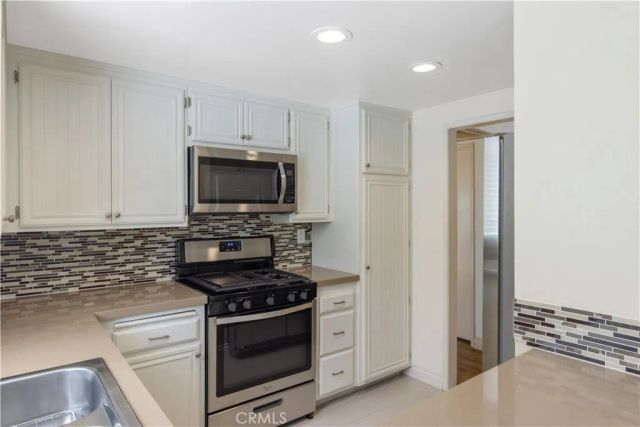 26901 Rainbow Glen Drive 643, Canyon Country, CA 91351