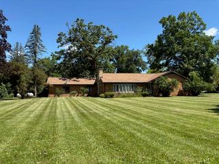6135 E O Avenue, Pavilion Twp, MI 49048