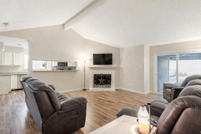 317 Stillmeadow Drive, Garland, TX 75040