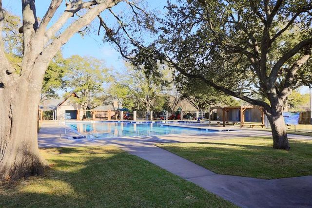 2602 Briarbrook Drive, Houston, TX 77042