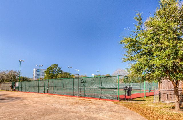 2602 Briarbrook Drive, Houston, TX 77042