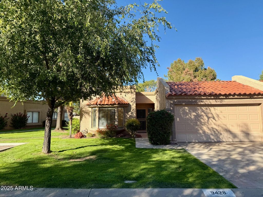 9428 W McRae Way, Peoria, AZ 85382