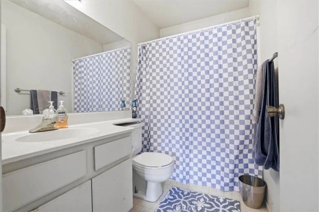 2483 Country, Santa Maria, CA 93455
