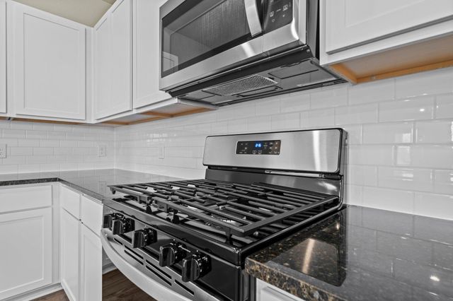2914 Wind Cave Lane, Rosharon, TX 77583