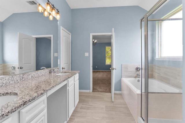 9222 White Tail Drive, Conroe, TX 77303