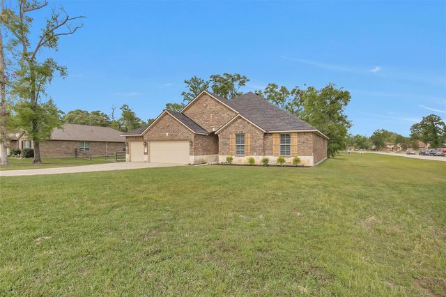 9222 White Tail Drive, Conroe, TX 77303