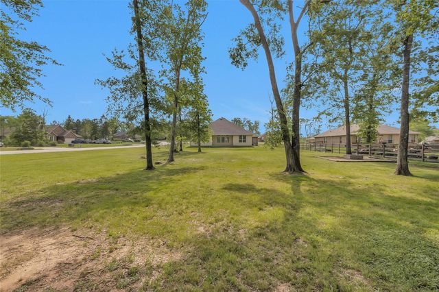 9222 White Tail Drive, Conroe, TX 77303