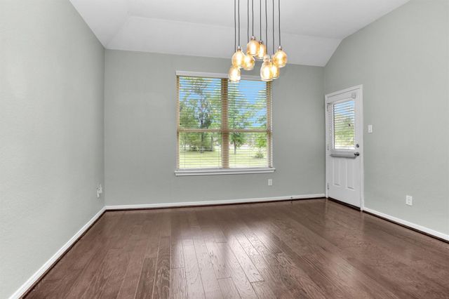 9222 White Tail Drive, Conroe, TX 77303