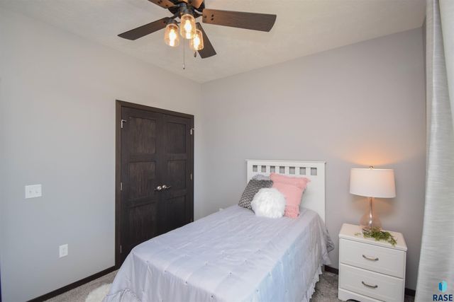 416 E Cairos Pl Place, Brandon, SD 57005