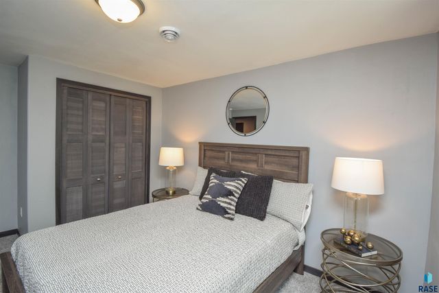 416 E Cairos Pl Place, Brandon, SD 57005