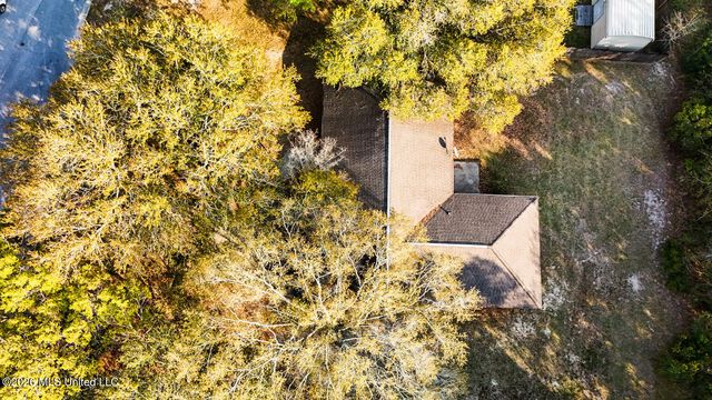 7117 Oakhurst Drive, Ocean Springs, MS 39564