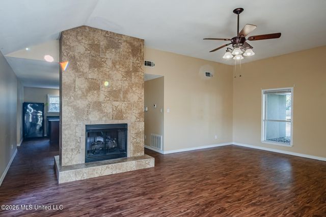 7117 Oakhurst Drive, Ocean Springs, MS 39564