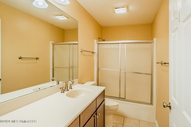 7117 Oakhurst Drive, Ocean Springs, MS 39564