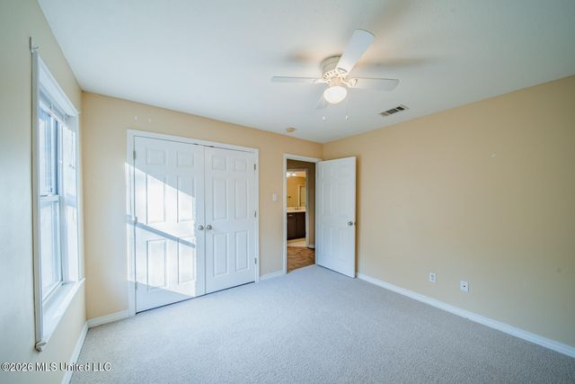 7117 Oakhurst Drive, Ocean Springs, MS 39564