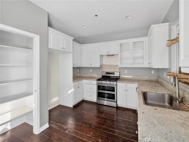 600 Freeport, Oxnard, CA 93035