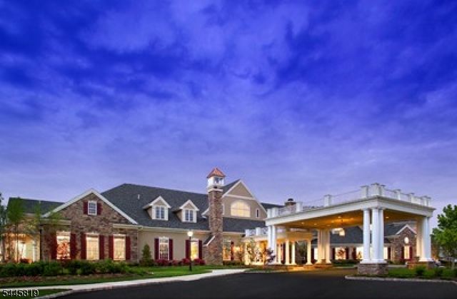 6 Delaware Crossing, Franklin Twp., NJ 08873