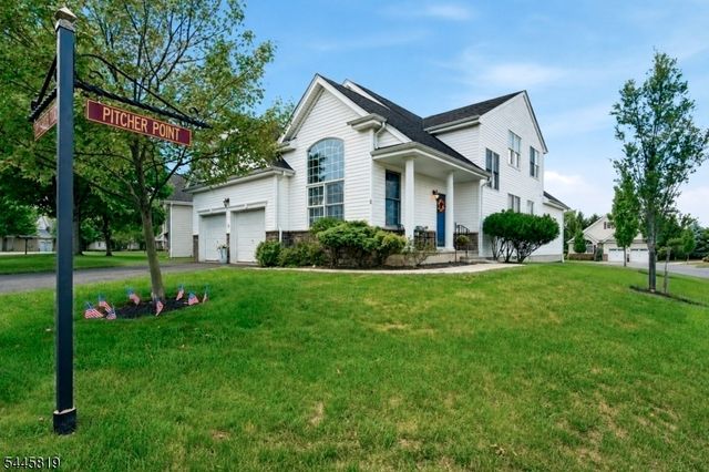 6 Delaware Crossing, Franklin Twp., NJ 08873