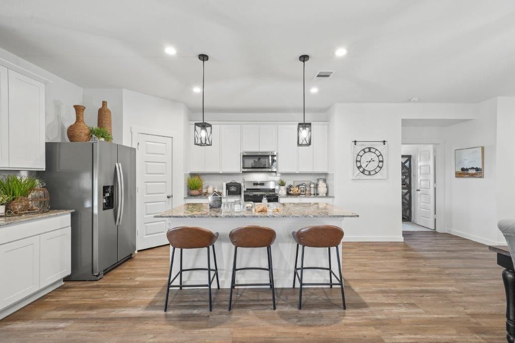 4006 Sterling Springs Lane, League City, TX 77573