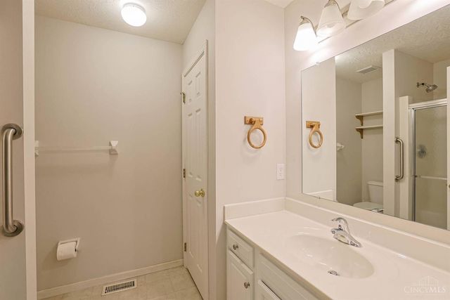 1341 Stableview Circle, Hamilton Twp, OH 45039