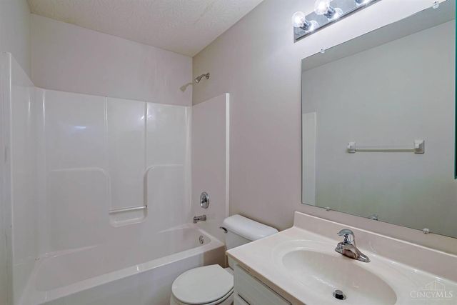 1341 Stableview Circle, Hamilton Twp, OH 45039