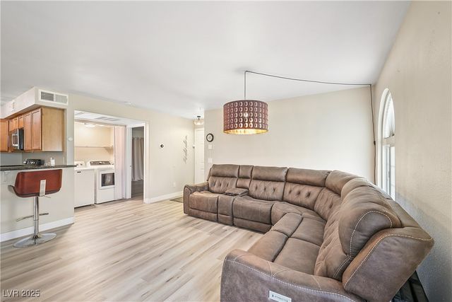 3145 East Flamingo Road 1123, Las Vegas, NV 89121