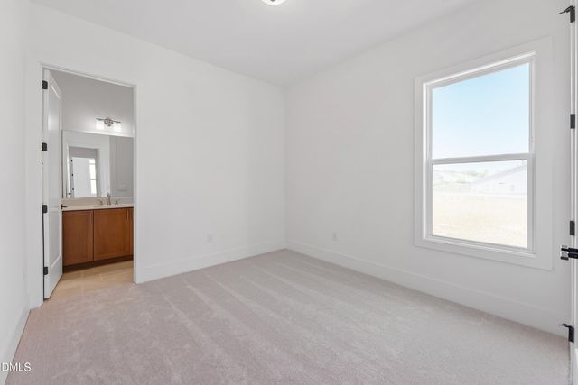 121 Dunton Street, Holly Springs, NC 27540