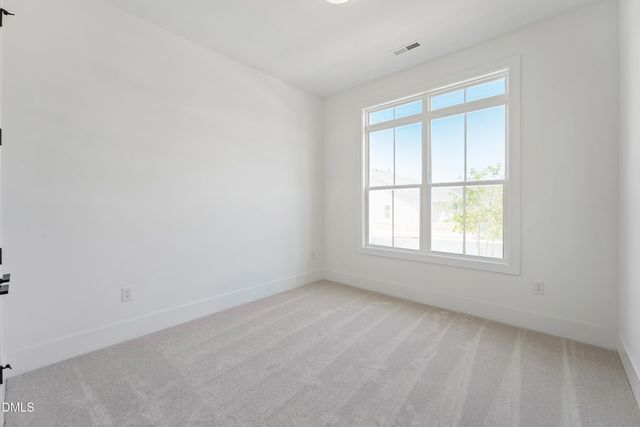 121 Dunton Street, Holly Springs, NC 27540
