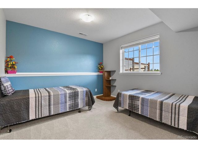 3973 Palmer Ridge Dr, Parker, CO 80134