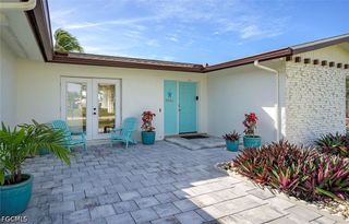1432 Wellington CT, Cape Coral, FL 33904